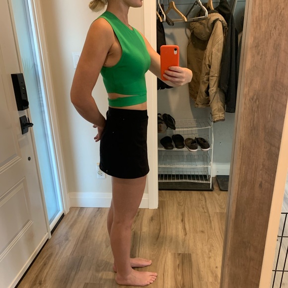 Babaton Crop Knit Tank - Picture 2 of 5